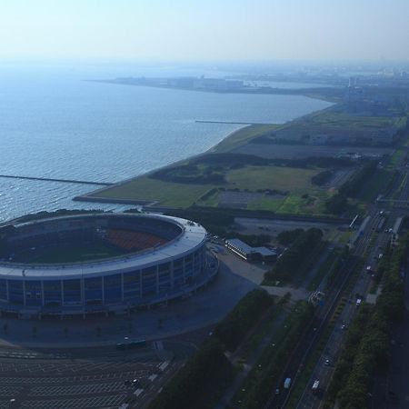 Apa Hotel & Resort Tokyo Bay Makuhari Chiba Bagian luar foto