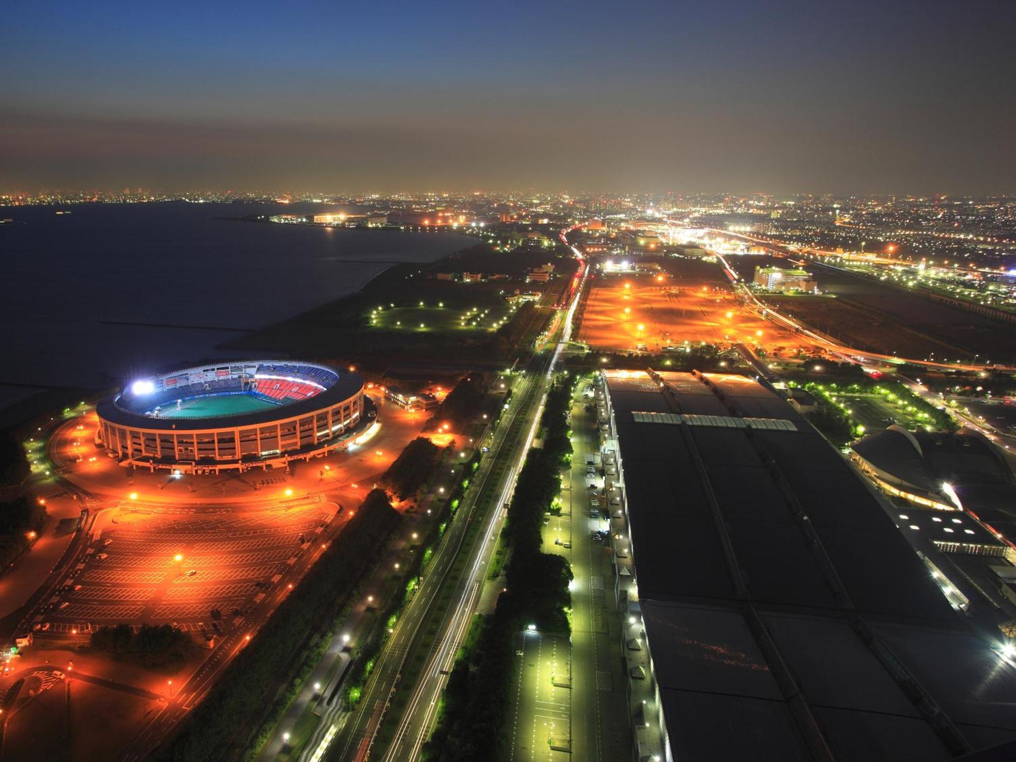 Apa Hotel & Resort Tokyo Bay Makuhari Chiba Bagian luar foto