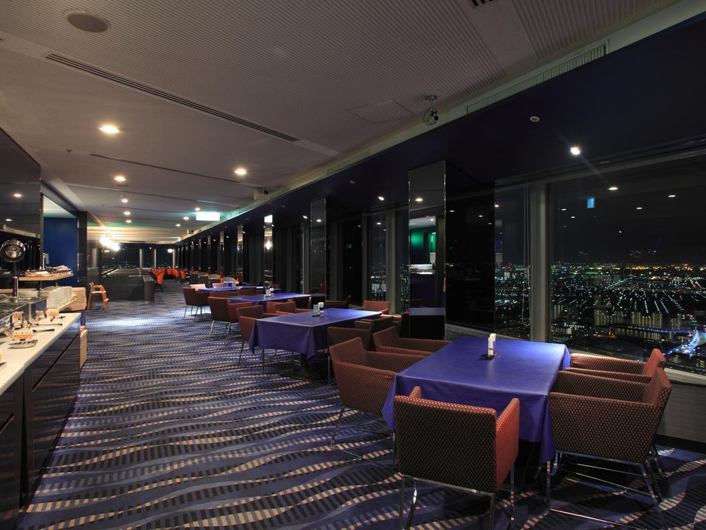 Apa Hotel & Resort Tokyo Bay Makuhari Chiba Bagian luar foto