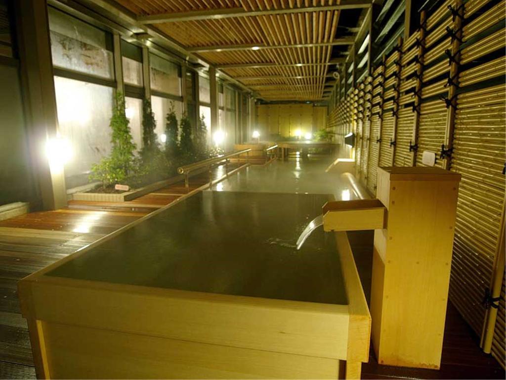 Apa Hotel & Resort Tokyo Bay Makuhari Chiba Bagian luar foto